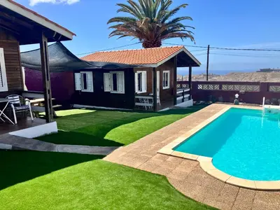 Piscina en o cerca de Casa Inmaculada