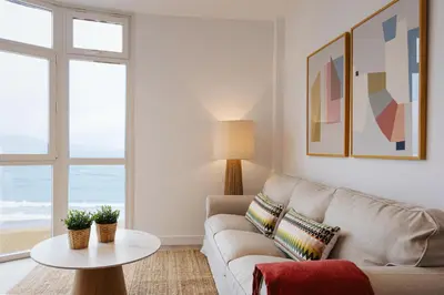Zona de estar de Beachfront apartment in Las Canteras S5