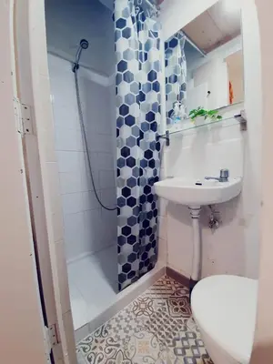 Un baño de Se alquila Habitación Doble frente de Playa