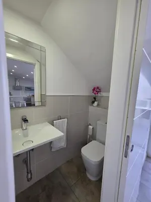 Un baño de Faro Quilla 8 PASITO BLANCO Deluxe