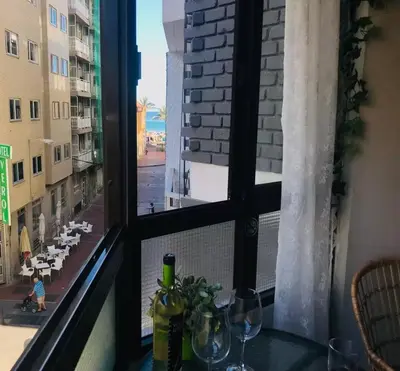Un balcón o terraza de Studio for two close to Las Canteras