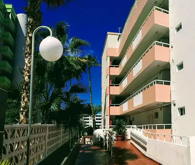 Edificio en el que se encuentra el apartamento