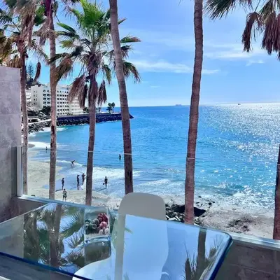 Apartment on the Beachfront in Patalavaca