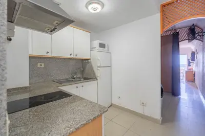 Una cocina o zona de cocina en El Sueño Canario- Beach Front apartment in Las Canteras