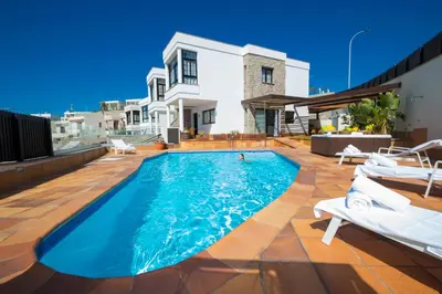 Piscina en o cerca de Villa Amadores n2