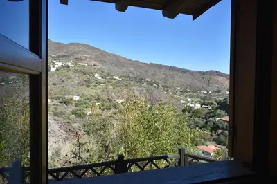 Vista general de una montaña o vista desde the country house
