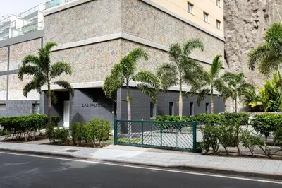 Edificio en el que se encuentra el apartamento