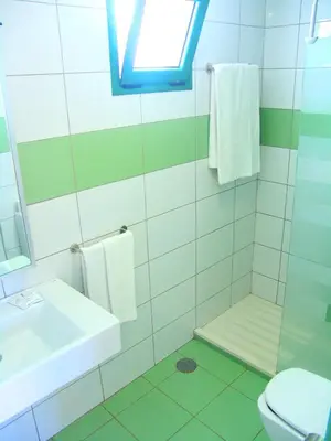 Un baño de Apartamentos Monteparaiso