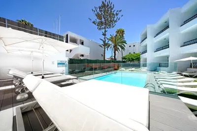 Piscina en o cerca de Atlantic Sun Beach - Gay Men Only
