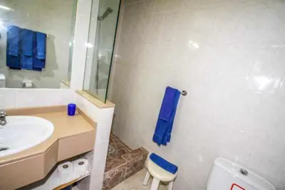 Un baño de Los Arpones 5