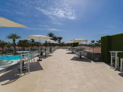 Piscina en o cerca de eó Suite Hotel Jardin Dorado