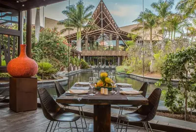 Jardín al aire libre en Lopesan Baobab Resort