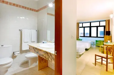 Un baño de Crisol Faycán