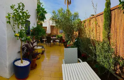 Jardín al aire libre en Villa Mateo