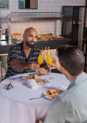 Bebidas en Fahana Men Only