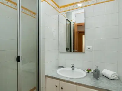 Un baño de Beach House Adelfas San Agustín MCI by VillaGranCanaria