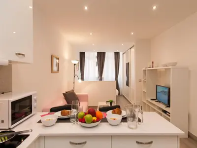 Comida en o cerca de este apartamento