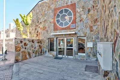 Edificio en el que se encuentra el apartamento