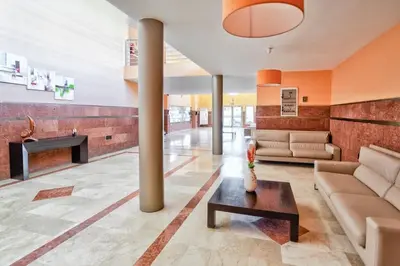 Zona de estar de Apartamento El Valle Puerto Rico con Jacuzzi