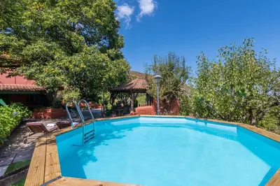 Piscina en o cerca de Finca Cloty
