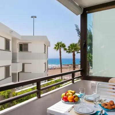 Beachfront Apartment Siesta 21 San Agustin Playa by VillaGranCanaria