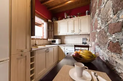 Una cocina o zona de cocina en Ancient Historical House