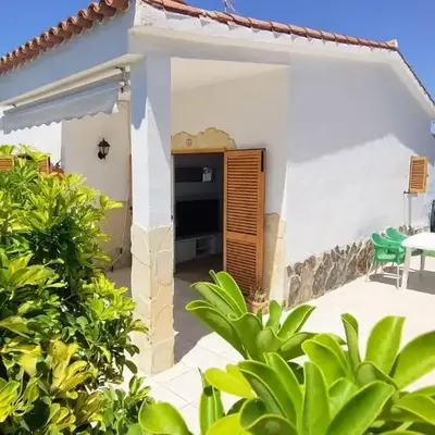 Precioso Bungalow 4 by CASAS COCODRILO