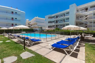 Piscina en o cerca de Alsol Mariachis