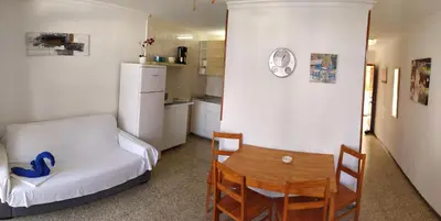 Una cocina o zona de cocina en Apartamentos Australia