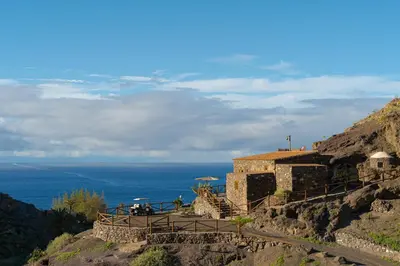 Paisaje cerca of this country house