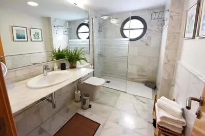 Un baño de Salobre Las Terrazas 2