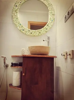 Un baño de Al Golpito