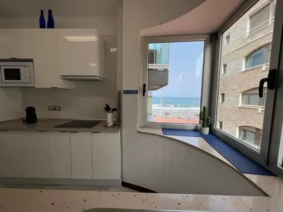 Una cocina o zona de cocina en LAS CANTERAS Sabor a Mar 2 Dormitorios 