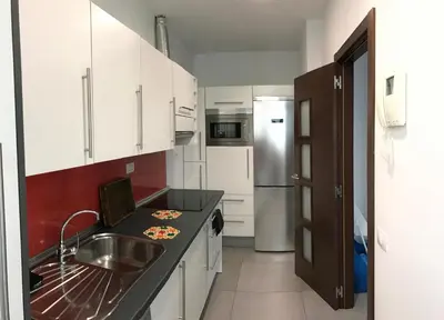 Una cocina o zona de cocina en New cozy apartment next to the beach!