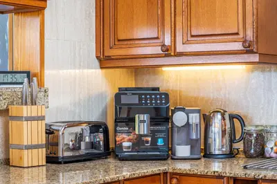 Utensilios para hacer té y café en Gran Tauro Villa