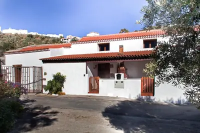 Edificio en el que se encuentra la casa o chalet