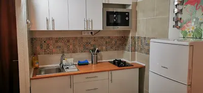 Una cocina o zona de cocina en City Beach Home