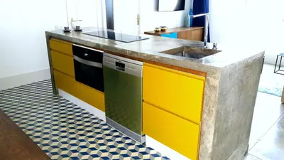 Una cocina o zona de cocina en Vilna House with private pool, jacuzzi and garden -Optional pool and jacuzzi heating