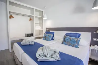 Cama o camas de una habitación en Servatur Casablanca Suites & Spa - Adults Only