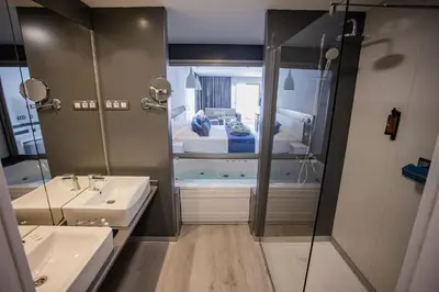 Un baño de Servatur Casablanca Suites & Spa - Adults Only