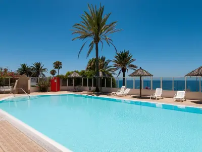 Piscina en o cerca de Seaviews & Terrace Apartment San Agustin Las Flores