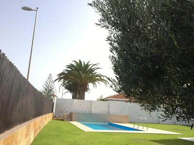 Jardín al aire libre en Villa Calma Luxury Villa