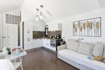 Una cocina o zona de cocina en Bungalow with terrace in Maspalomas DS50 by VillaGranCanaria