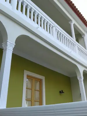 Edificio en el que se encuentra el albergue