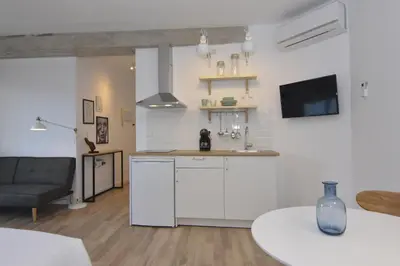Una cocina o zona de cocina en THE STAY Las Palmas