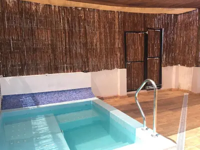 Piscina en o cerca de Casa Campillo, Habitaciones Individuales