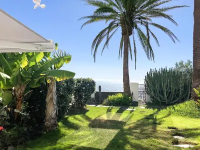 Jardín al aire libre en Apartment Monte Del Moro
