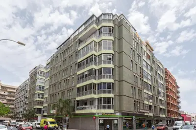 Edificio en el que se encuentra el apartamento