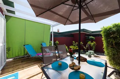 Un patio o zona al aire libre en Bungalow en Maspalomas
