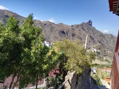 Vista general de una montaña o vista desde el apartamento